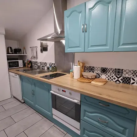 Maison Charentaise Avec Piscine Chauffee, Jardin Prive Et Proche Commerces, Ideale Pour Couples - Fr-1-653-228 Feriehus Aunac-sur-Charente